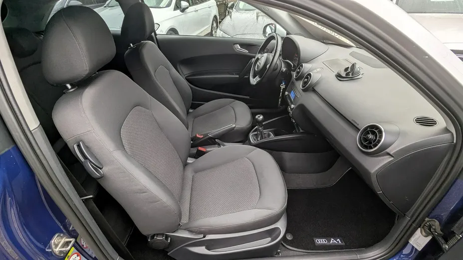 AUDI A1 -