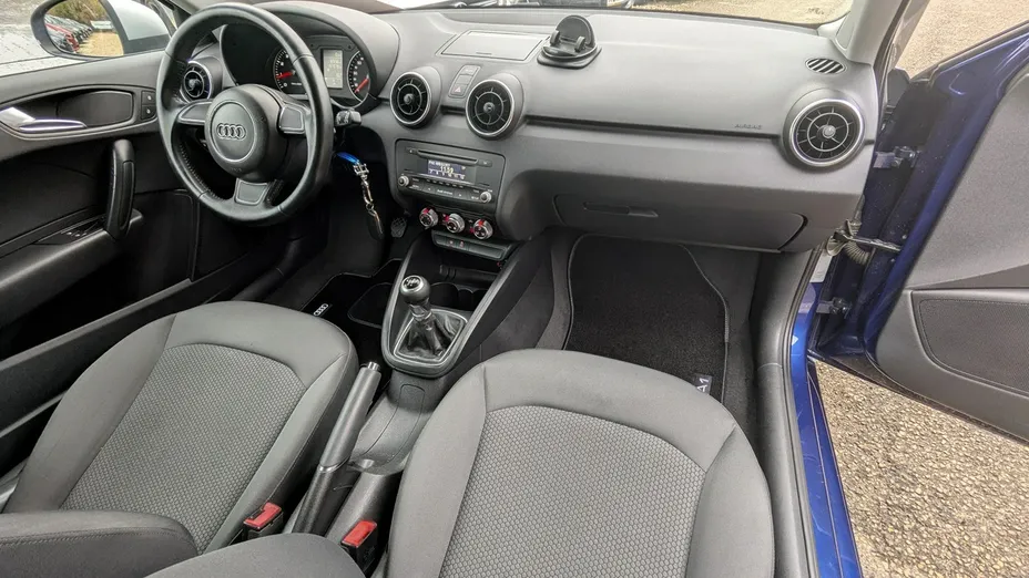 AUDI A1 -