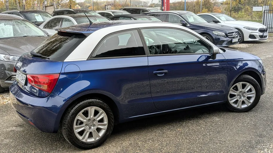 AUDI A1 -