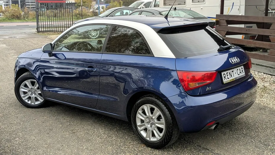 AUDI A1 -