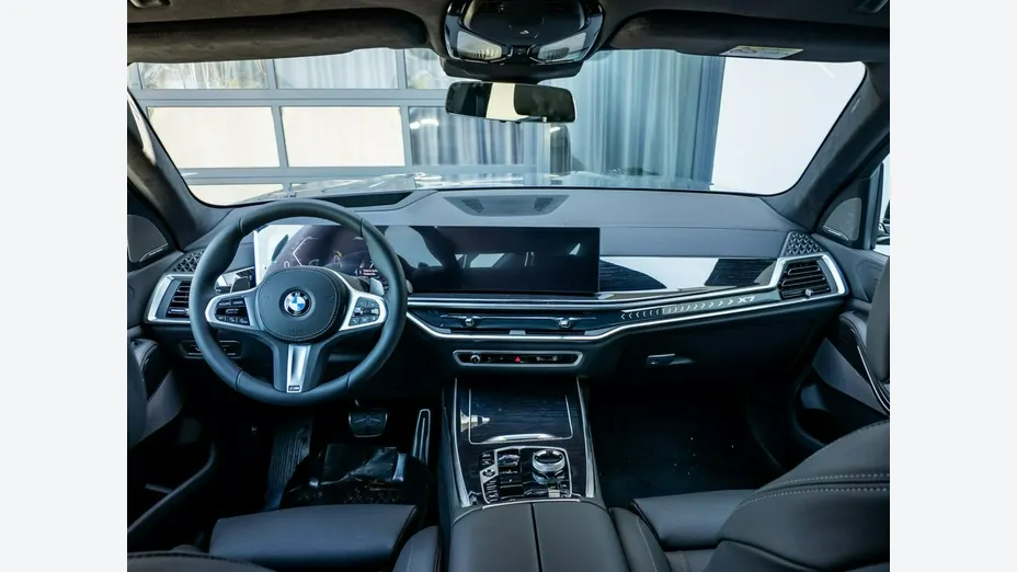 BMW X7 -