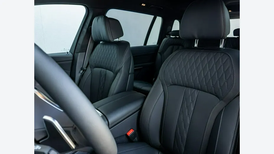 BMW X7 -