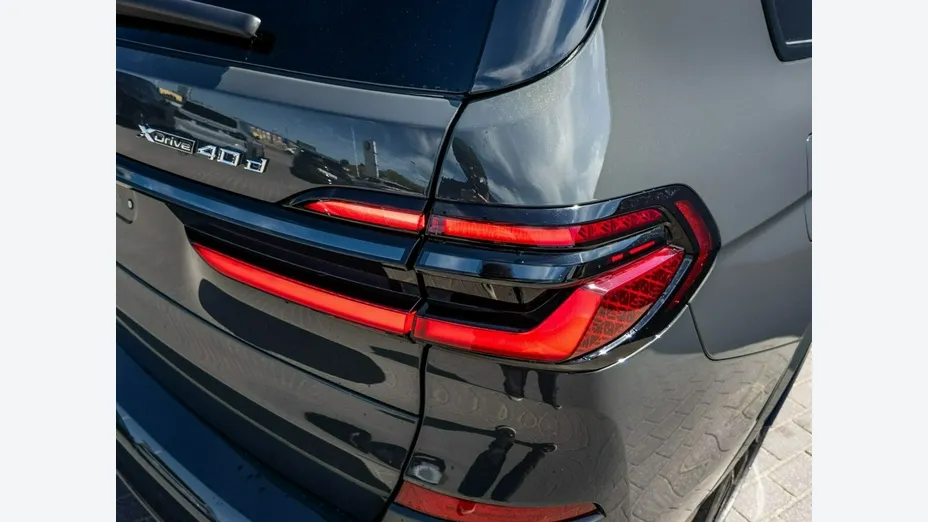 BMW X7 -