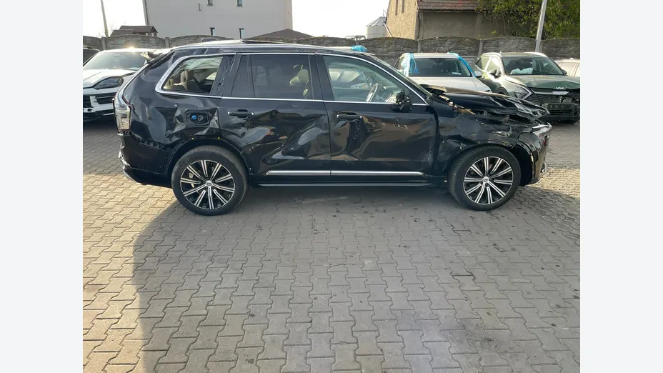VOLVO XC90 -