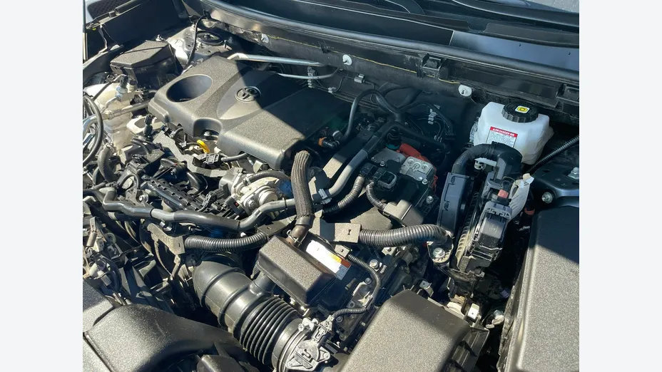 TOYOTA RAV4 -