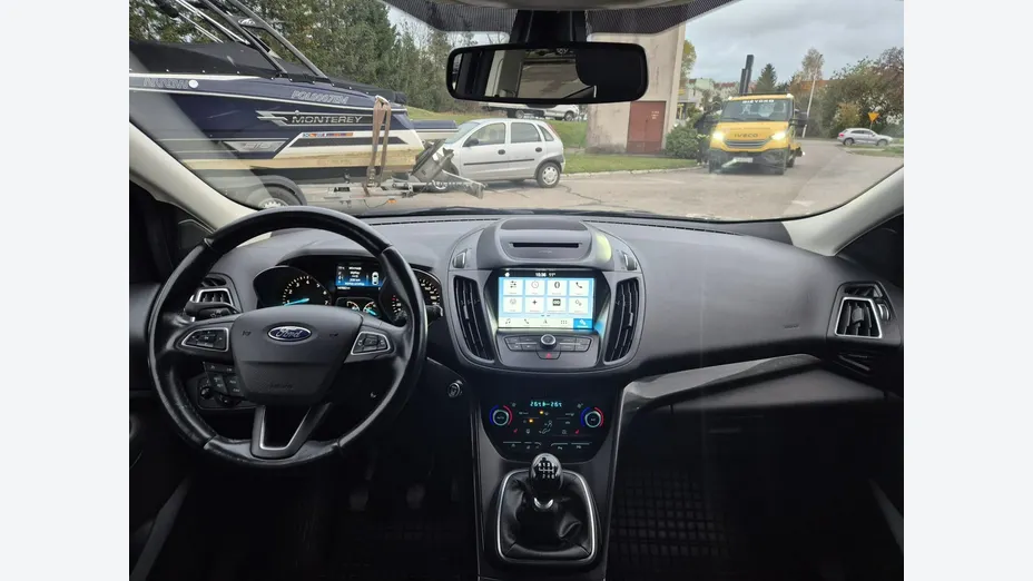 FORD Kuga -