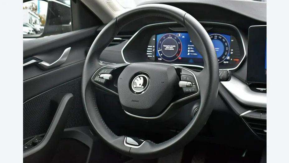 SKODA Octavia -