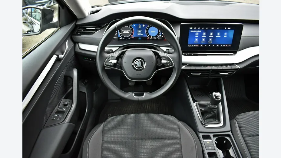 SKODA Octavia -