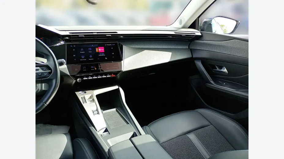 PEUGEOT 308 -