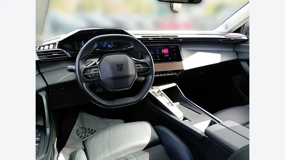 PEUGEOT 308 -