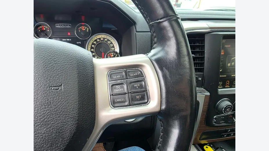 RAM 1500 -