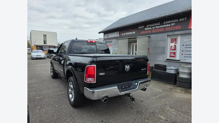RAM 1500 -