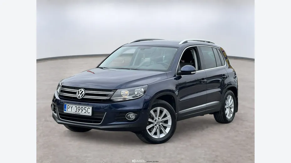 VOLKSWAGEN Tiguan -