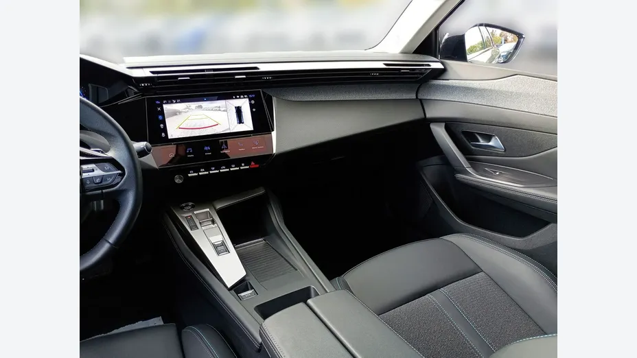 PEUGEOT 308 -