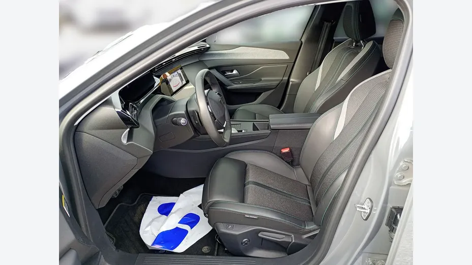 PEUGEOT 308 -