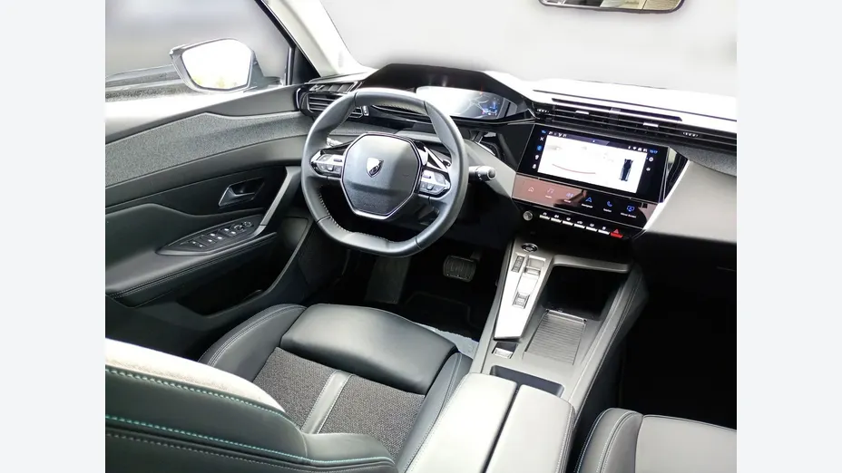 PEUGEOT 308 -