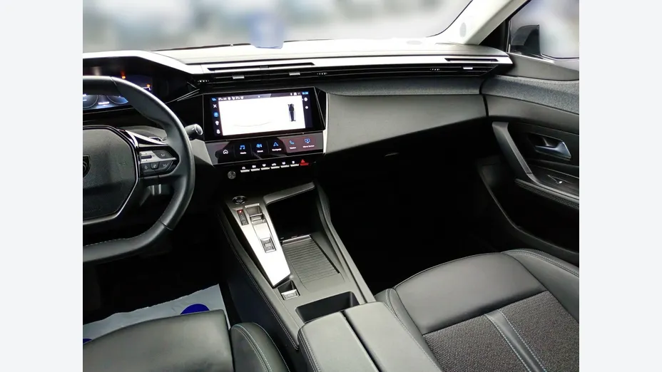 PEUGEOT 308 -