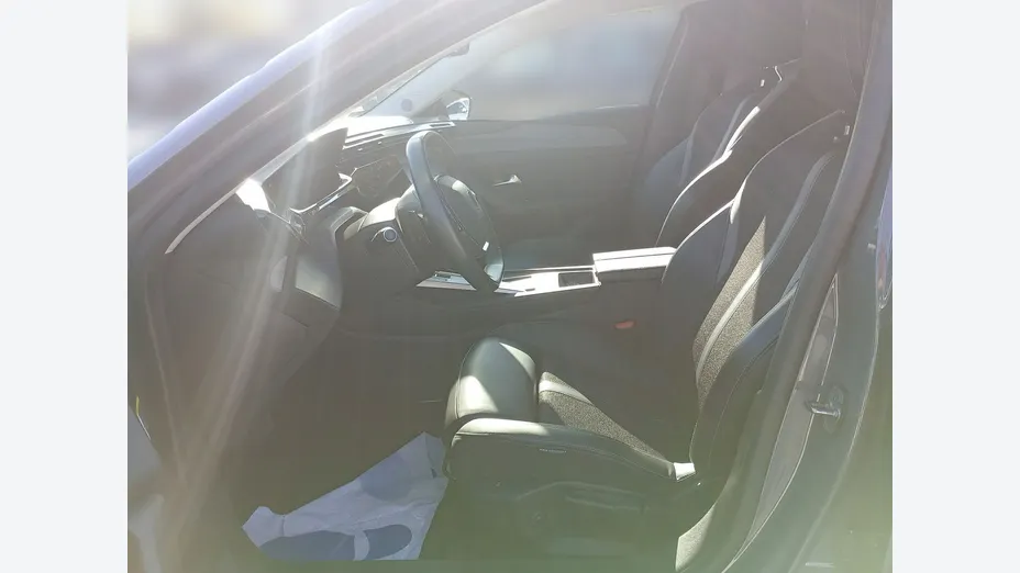 PEUGEOT 308 -