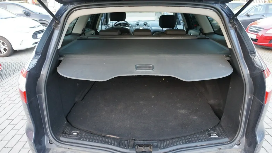 FORD Mondeo -