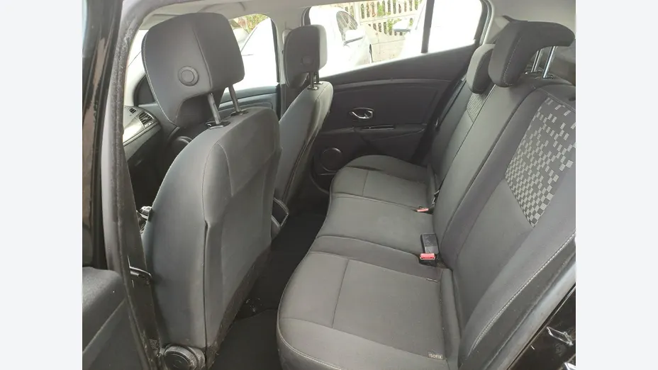 RENAULT Megane -