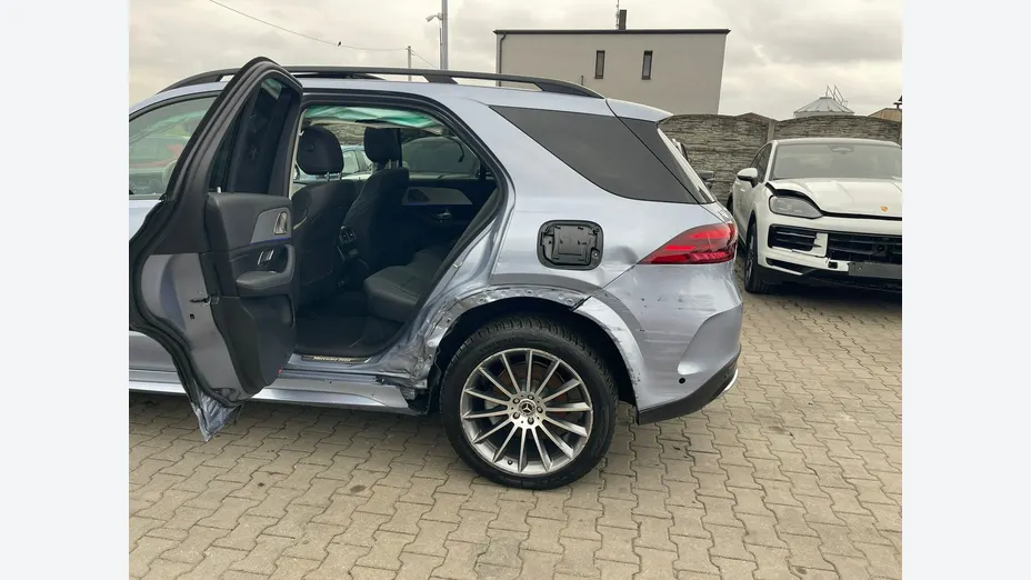 MERCEDES-BENZ GLE -