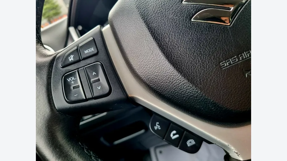 SUZUKI Vitara -