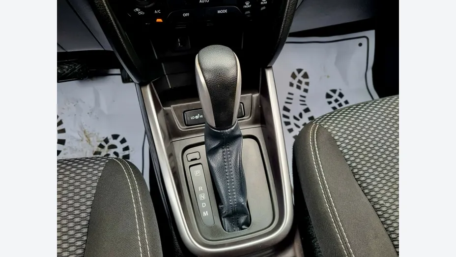 SUZUKI Vitara -