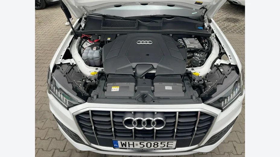 AUDI Q7 -