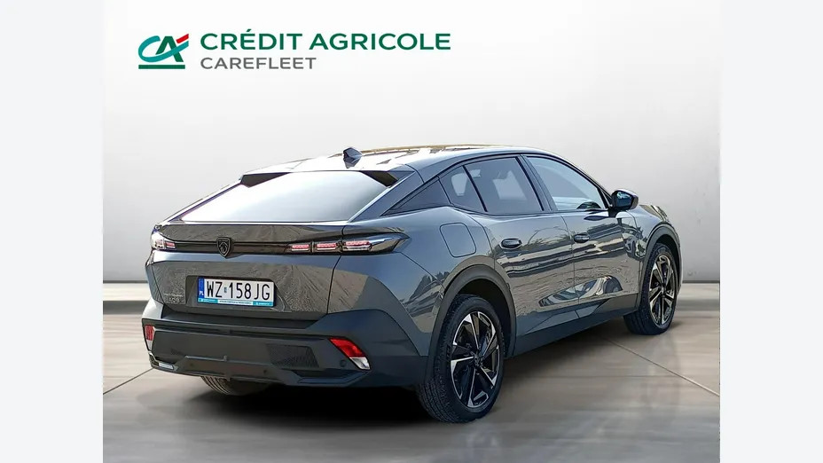 PEUGEOT 408 -