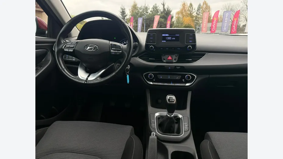 HYUNDAI i30 -