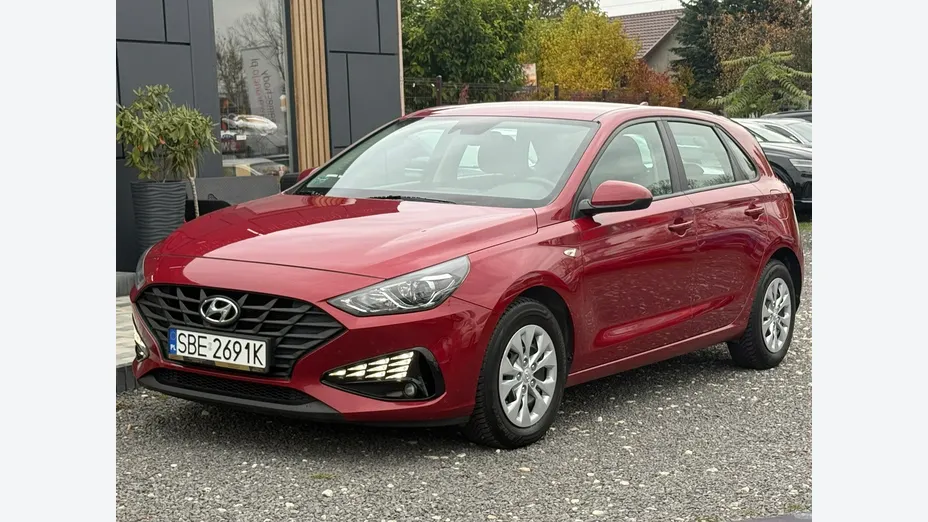 HYUNDAI i30 -
