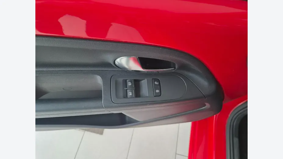 VOLKSWAGEN up! -