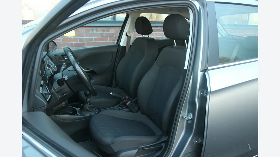 OPEL Corsa -