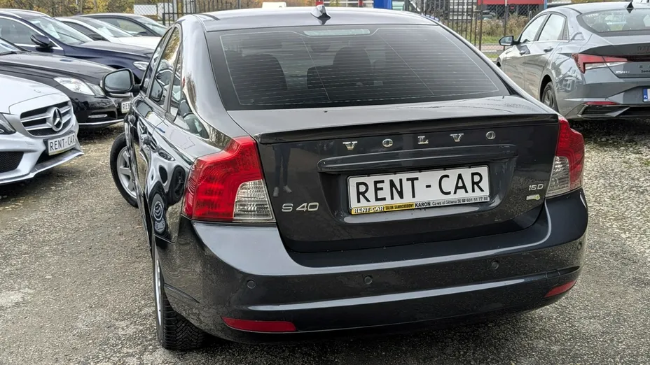 VOLVO S40 -