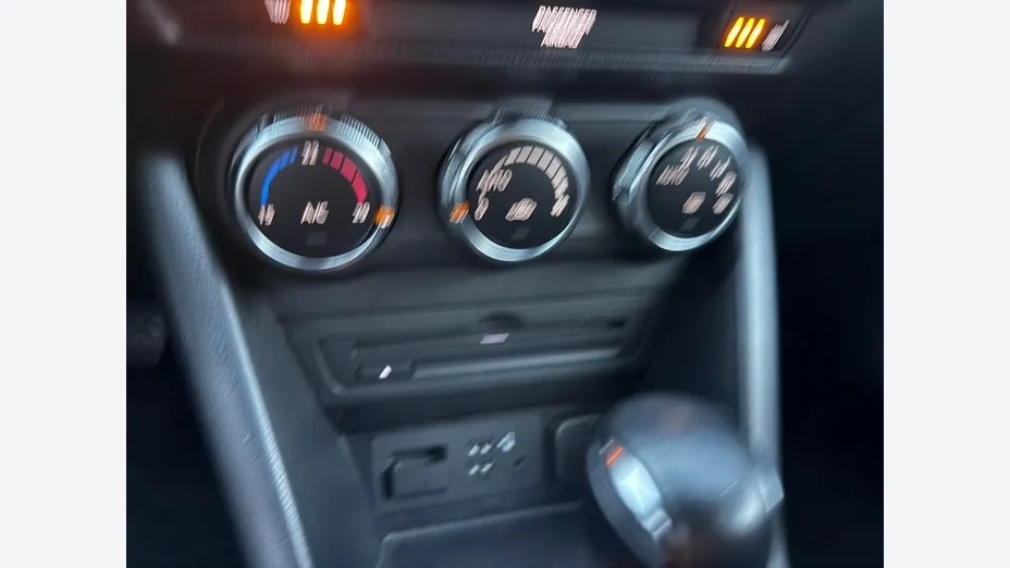 MAZDA CX-3 -