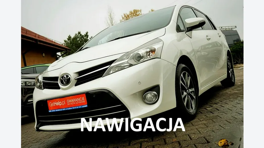 TOYOTA Verso -