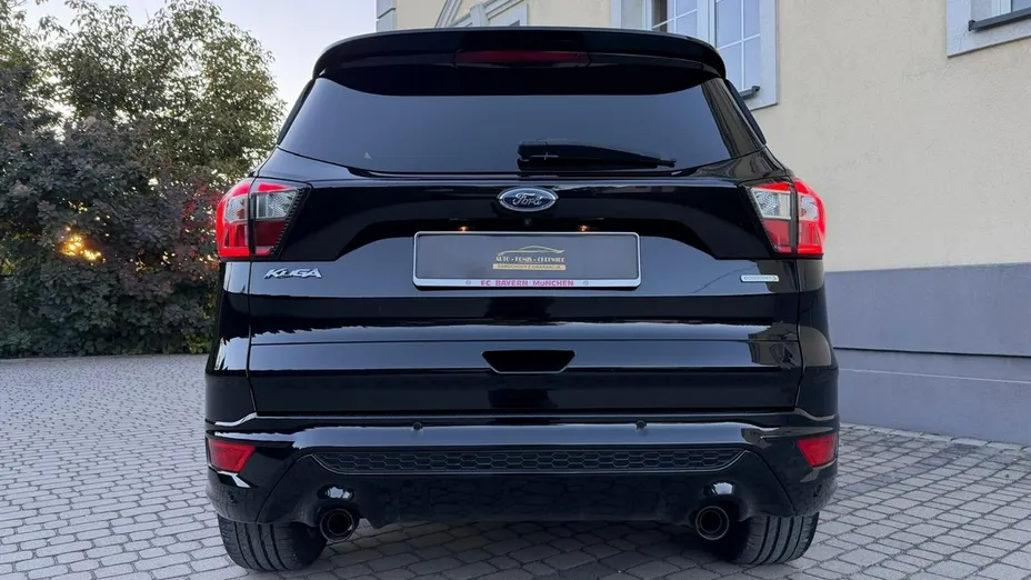 FORD Kuga -