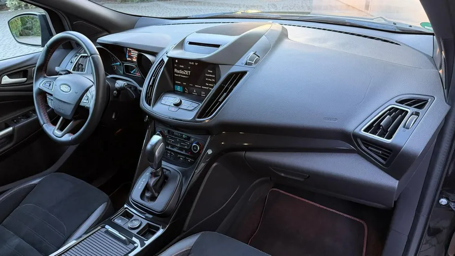 FORD Kuga -