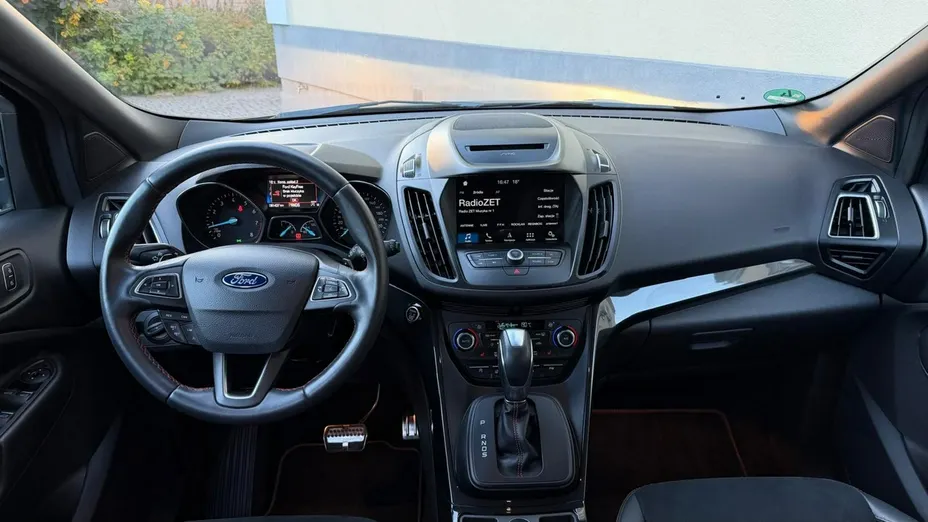 FORD Kuga -