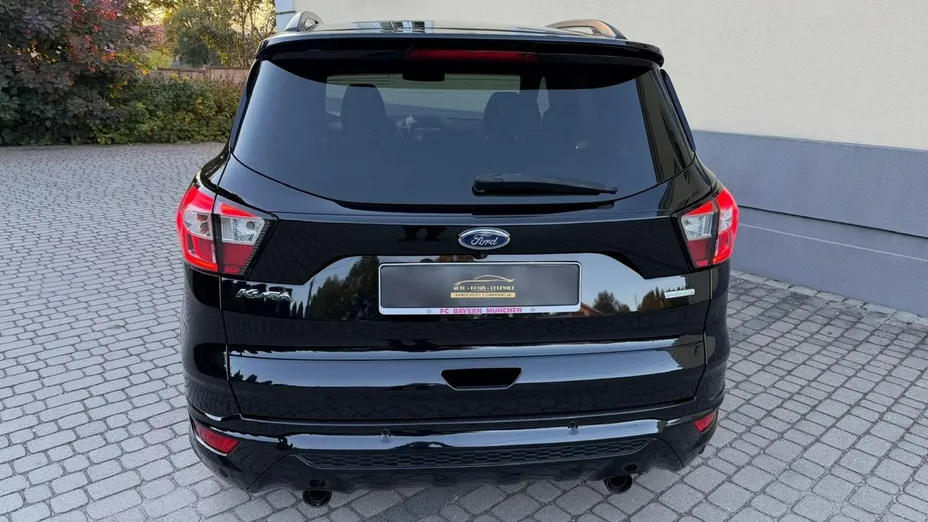 FORD Kuga -