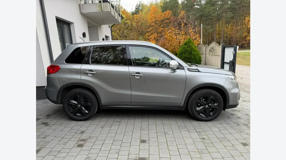 SUZUKI Vitara -