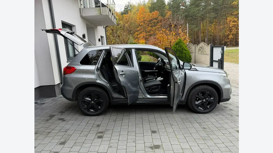 SUZUKI Vitara -
