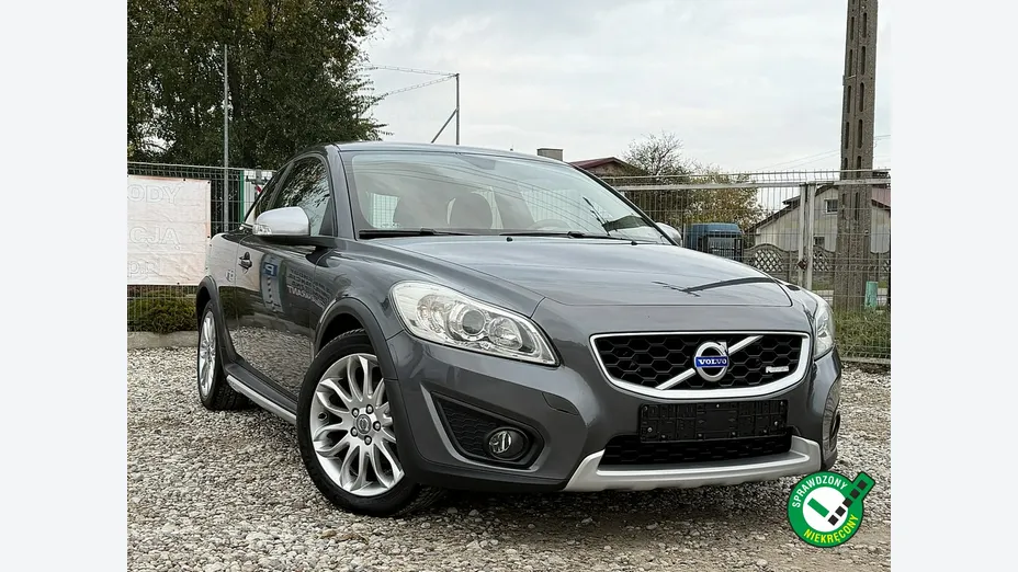 VOLVO C30 -