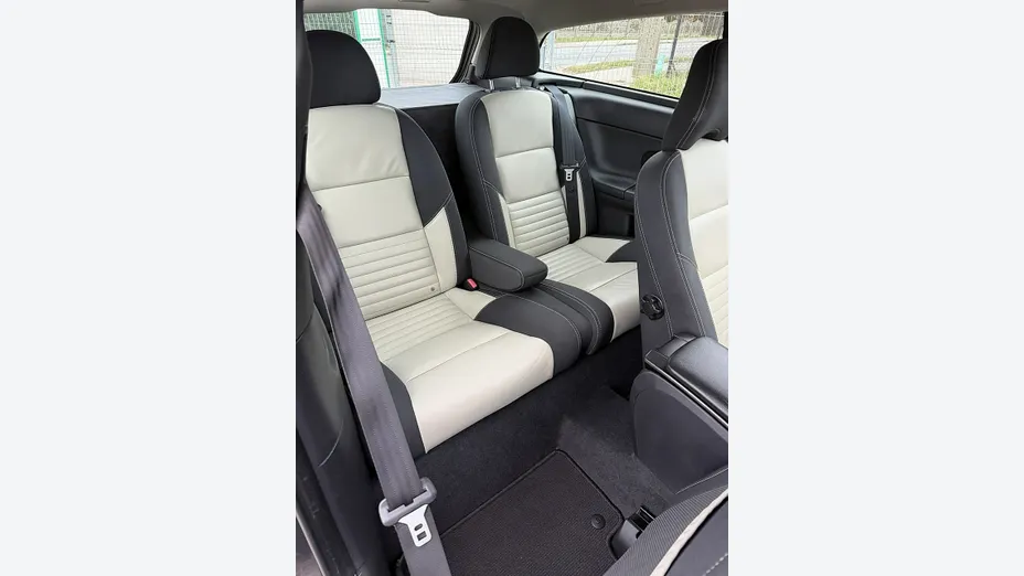 VOLVO C30 -