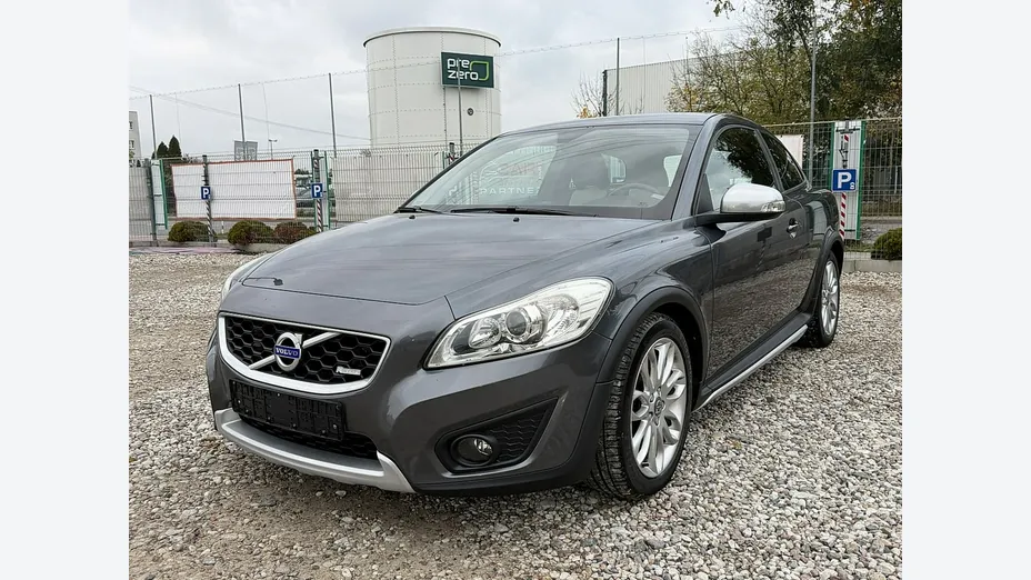 VOLVO C30 -