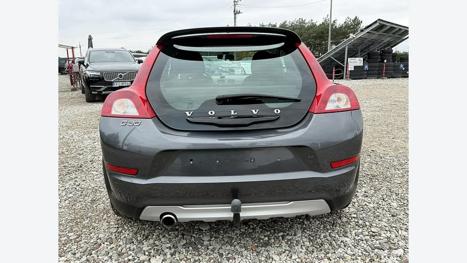 VOLVO C30 -