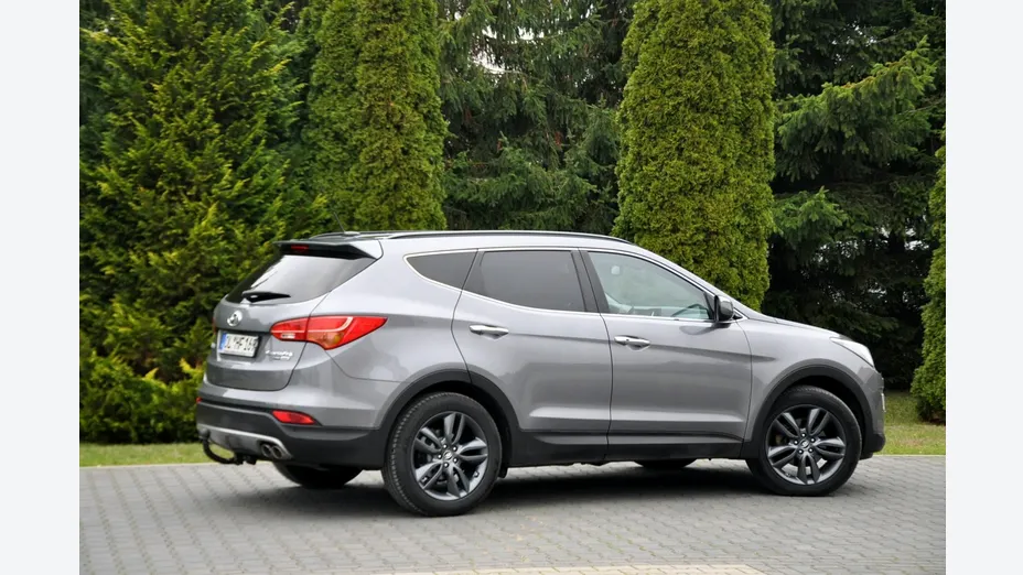 HYUNDAI Santa Fe -