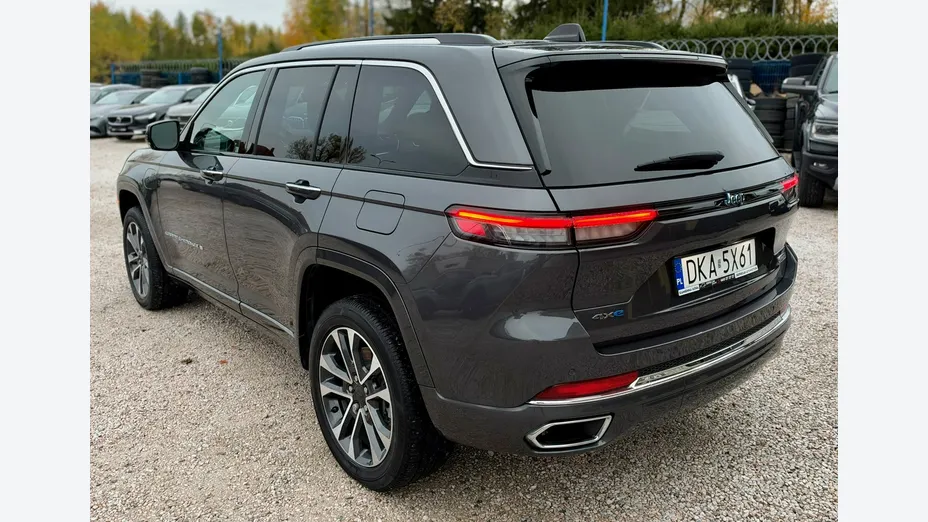 JEEP Grand Cherokee -