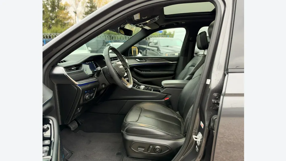 JEEP Grand Cherokee -