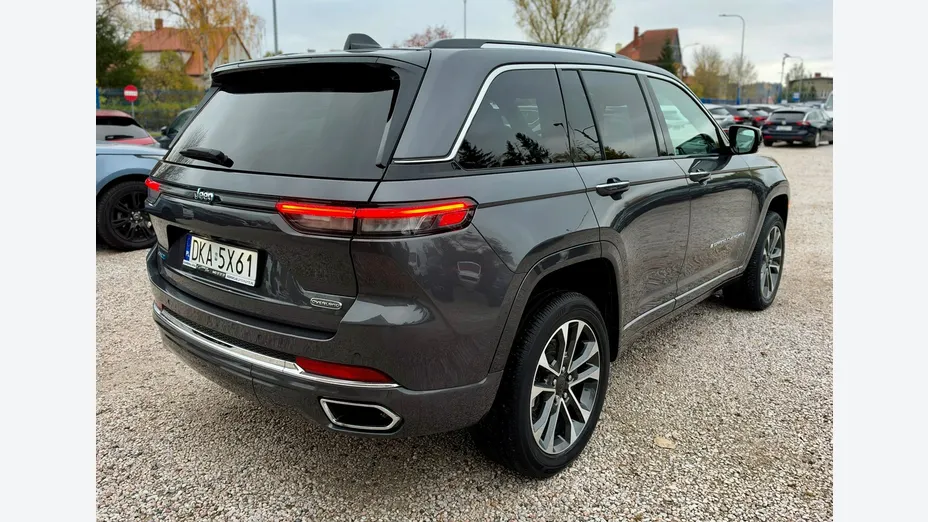 JEEP Grand Cherokee -